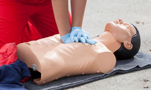 cpr and first aid instructor course newmarket