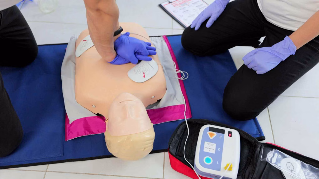 cpr training with aed